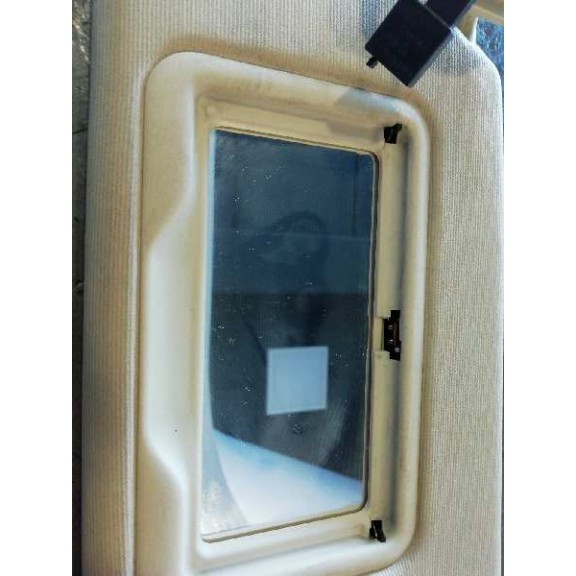 Recambio de parasol izquierdo para volkswagen new beetle (9c1/1c1) 1.9 tdi referencia OEM IAM 3B0857551A TAPA ESPEJO ROTA COLOR 