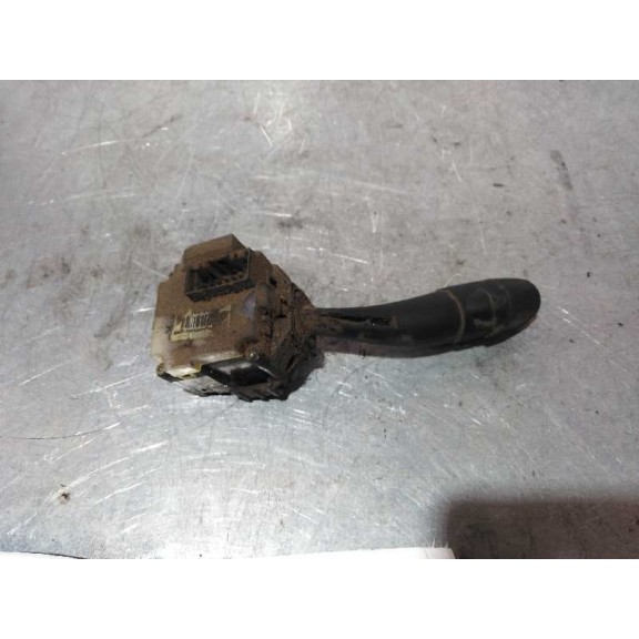 Recambio de mando limpia para hyundai i30 1.6 crdi cat referencia OEM IAM 934202R010  