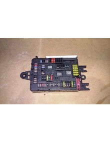Recambio de caja reles / fusibles para bmw serie 1 lim. (f20) 1.6 turbodiesel referencia OEM IAM 6114926111102  MALETERO