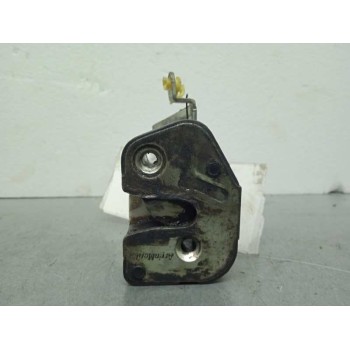 CERRADURA PUERTA LATERAL DERECHA 