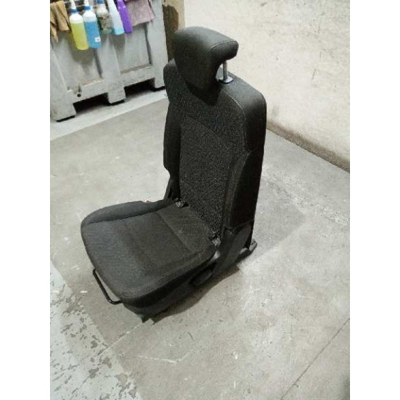 Recambio de asiento trasero izquierdo para kia carens ( ) basic referencia OEM IAM   