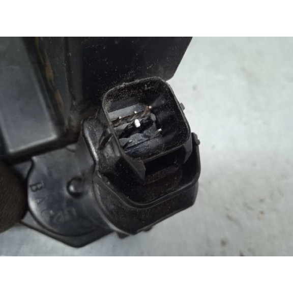 Recambio de cerradura puerta trasera izquierda para ssangyong kyron 2.0 referencia OEM IAM   5 PINS