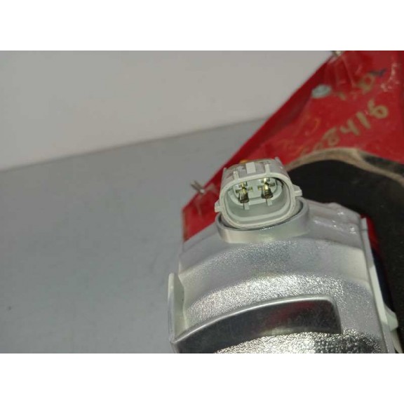 Recambio de piloto trasero derecho interior para toyota auris business referencia OEM IAM 8158102460  