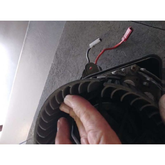 Recambio de motor calefaccion para citroën berlingo 2.0 hdi multispace referencia OEM IAM G1038046  