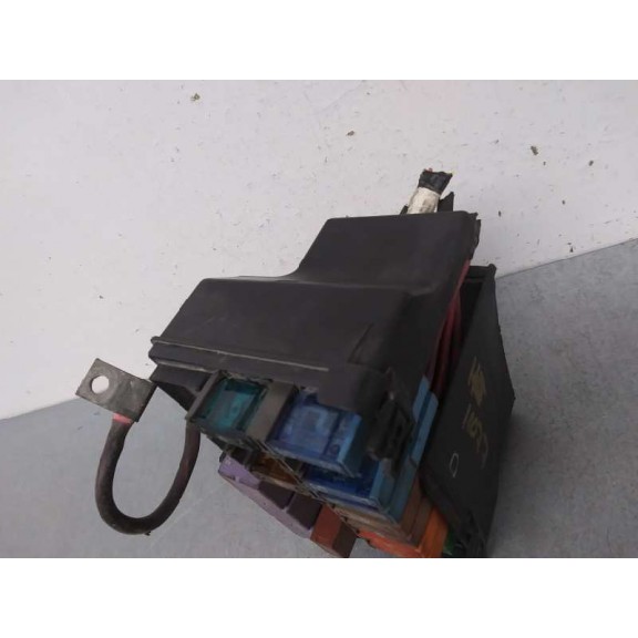 Recambio de caja reles / fusibles para renault espace iv (jk0) authentique referencia OEM IAM 8200242763  