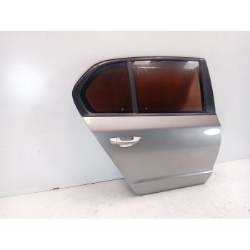 Recambio de puerta trasera derecha para skoda superb ii (3t4) 2.0 tdi 16v referencia OEM IAM 3t5833056  