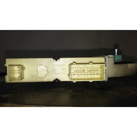 Recambio de motor elevalunas delantero derecho para citroën c4 berlina collection referencia OEM IAM 997831101  