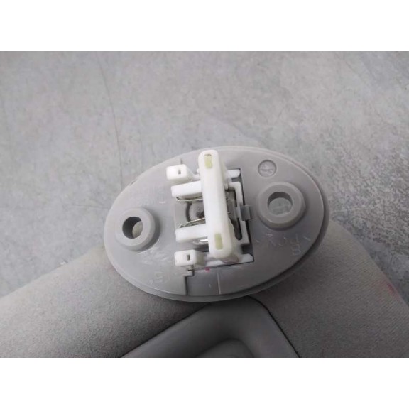 Recambio de parasol derecho para lexus is 300h referencia OEM IAM 7431053640B0  