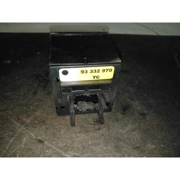 Recambio de warning para opel meriva cosmo referencia OEM IAM 93332970  