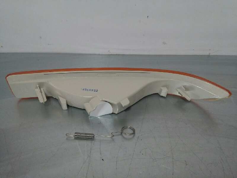 Recambio de piloto delantero derecho para renault master desde ´98 referencia OEM IAM  NUEVO AMBAR