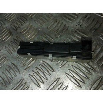 Recambio de display para peugeot 207 confort referencia OEM IAM 9664447680  