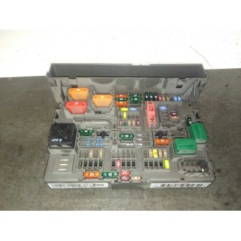 CAJA RELES / FUSIBLES 64344871 9119445