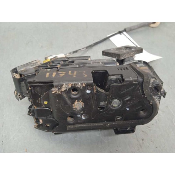 Recambio de cerradura puerta delantera derecha para volkswagen golf vii sportsvan 1.0 tsi referencia OEM IAM 5NB837016C 5NB83701