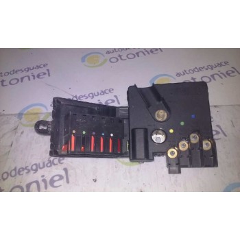 CAJA RELES / FUSIBLES 2115461141 