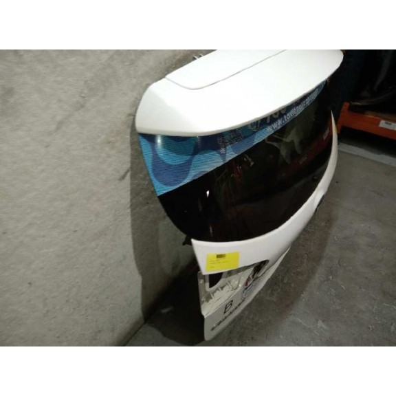 Recambio de porton trasero para kia carens ( ) basic referencia OEM IAM 73700A4040  73700A4040