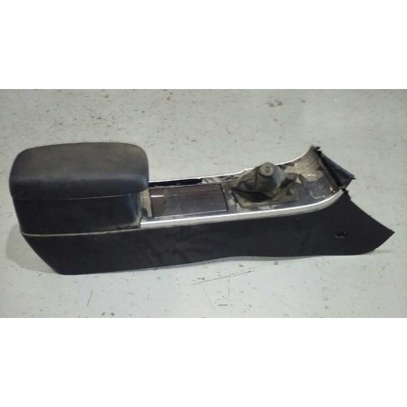Recambio de apoyabrazos central para mazda 6 berlina (gg) 2.0 diesel cat referencia OEM IAM GJ6A64361  