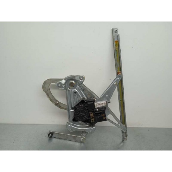 Recambio de elevalunas delantero derecho para renault megane iii berlina 5 p dynamique referencia OEM IAM 807200001R 807301396R 