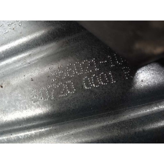 Recambio de elevalunas delantero derecho para renault megane iii berlina 5 p dynamique referencia OEM IAM 807200001R 807301396R 