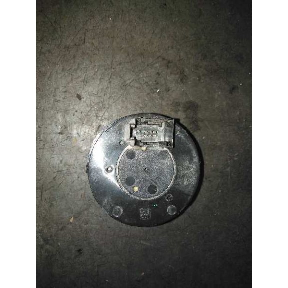 Recambio de mando luces para opel corsa d catch me referencia OEM IAM 13249397  