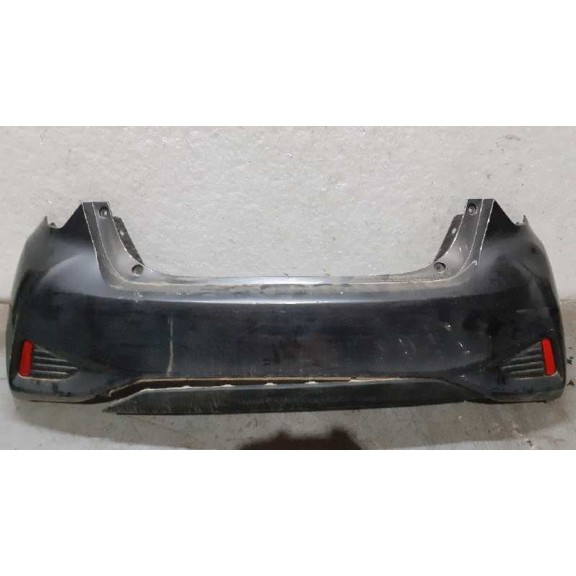 Recambio de paragolpes trasero para toyota yaris hybrid active referencia OEM IAM 521590D480 GRIS OSCURO TOCADO