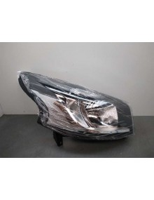 Recambio de faro derecho para renault trafic combi referencia OEM IAM 260108724R NUEVO 