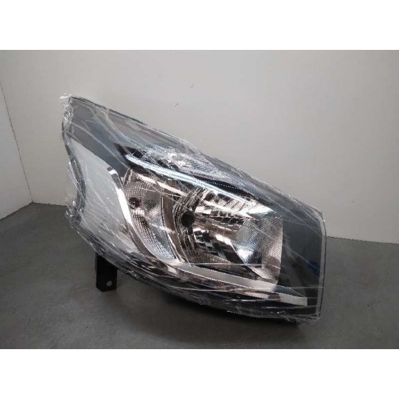 Recambio de faro derecho para renault trafic combi referencia OEM IAM 260108724R NUEVO 