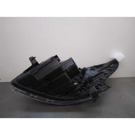 Recambio de faro derecho para renault trafic combi referencia OEM IAM 260108724R NUEVO 
