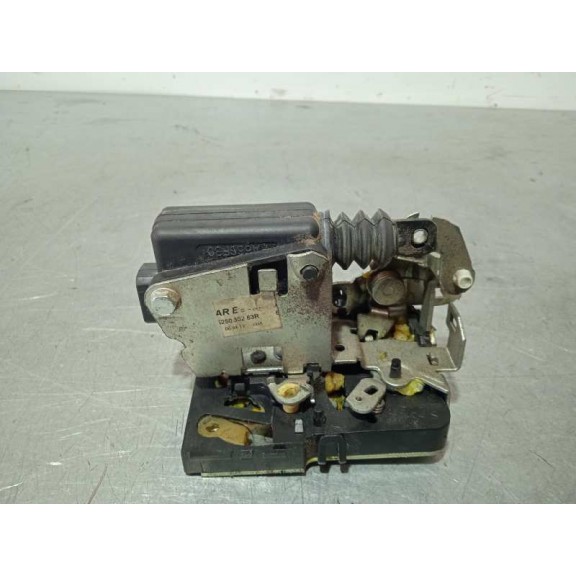 Recambio de cerradura puerta trasera izquierda para dacia duster ambiance 4x2 referencia OEM IAM 825030283R 2 PINES 