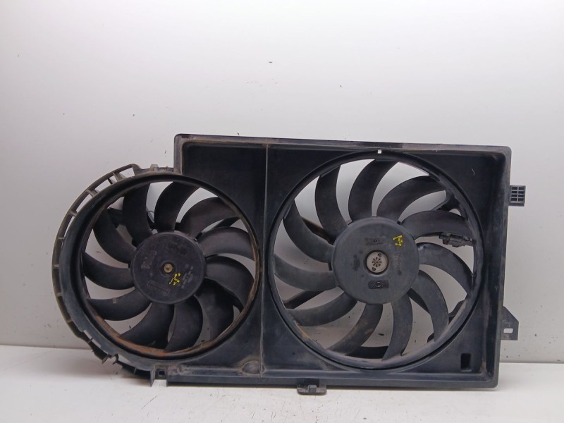 Recambio de electroventilador para chrysler voyager iv (rg, rs) 2.5 crd referencia OEM IAM 04809413ag  