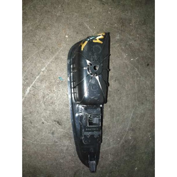 Recambio de mando elevalunas trasero derecho para peugeot 308 allure referencia OEM IAM   