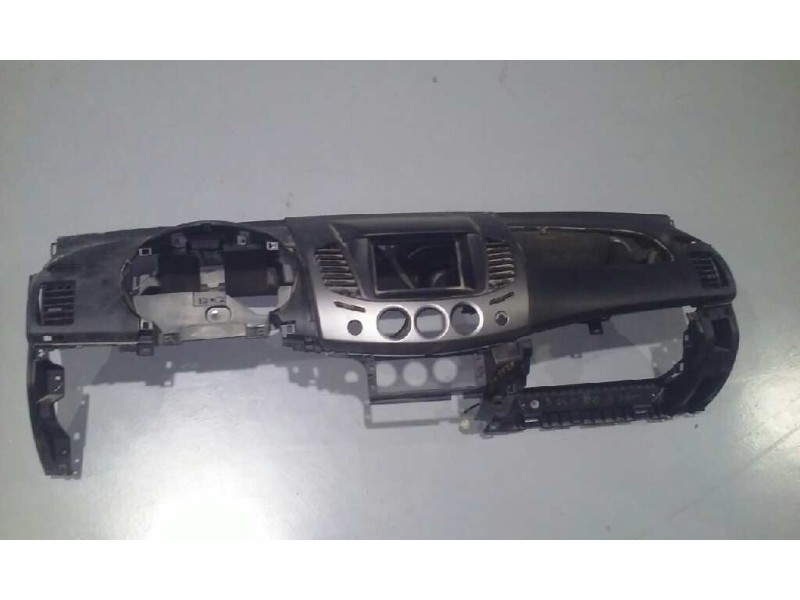 Recambio de salpicadero para mitsubishi l 200 (ka0/kb0) 2.5 di-d cat referencia OEM IAM   