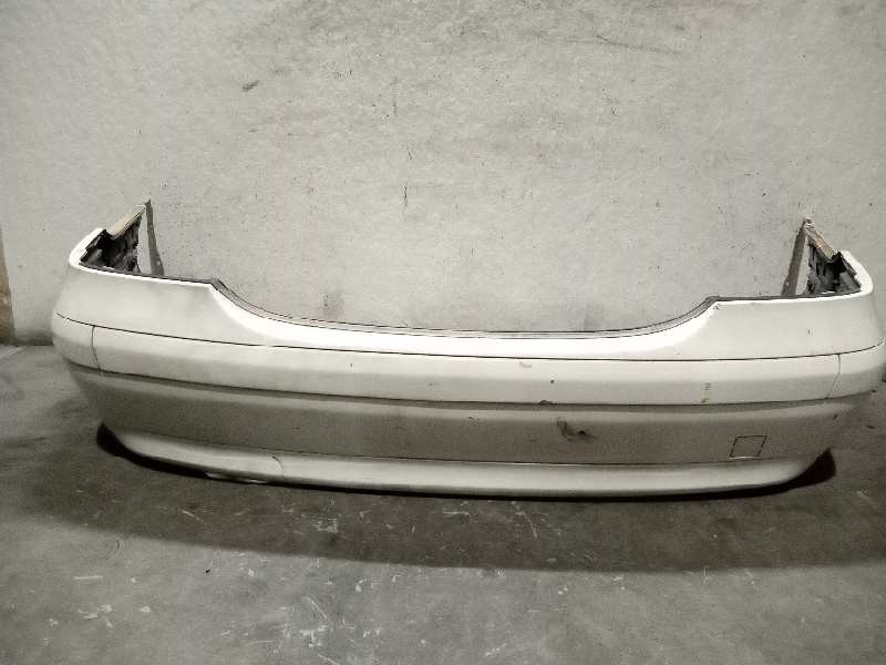 Recambio de paragolpes trasero para mercedes-benz clase c (w203) berlina 220 cdi (203.006) referencia OEM IAM  BLANCO 