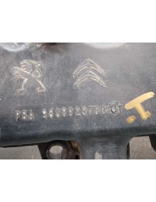 Recambio de tapa balancines para citroën c3 picasso collection referencia OEM IAM 9808923780 70556303 TAPA VALVULAS 2