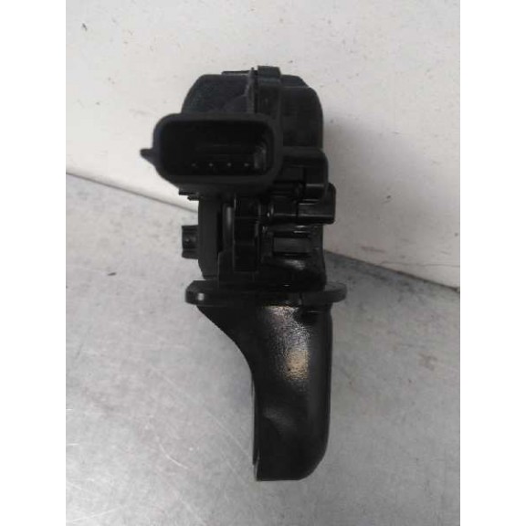 Recambio de cerradura maletero / porton para dacia duster ambiance 4x2 referencia OEM IAM 905030010R  4 PINS