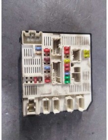 Recambio de caja reles / fusibles para renault laguna iii authentique referencia OEM IAM   
