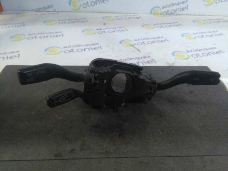 Recambio de mando multifuncion para audi a4 berlina (8e) 2.5 v6 24v tdi referencia OEM IAM 4E0953521  