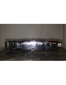 Recambio de warning para hyundai i20 comfort referencia OEM IAM 937701J100   2