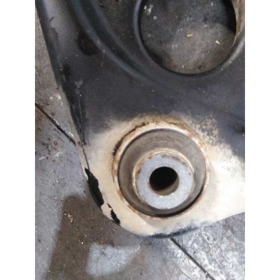 Recambio de brazo suspension inferior delantero derecho para nissan note acenta referencia OEM IAM   