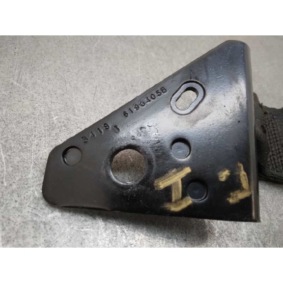 Recambio de enganche cinturon para peugeot 208 referencia OEM IAM 6190405B TRASERO IZQUIERDO 