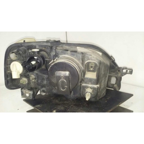 Recambio de faro izquierdo para dacia logan ambiance referencia OEM IAM 8200211005  