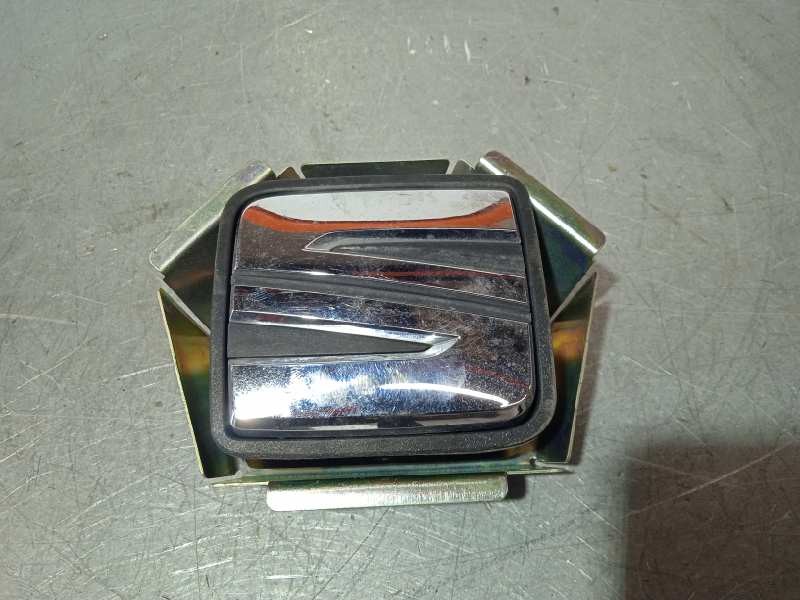 Recambio de maneta exterior porton para seat leon (5f1) style referencia OEM IAM 5F0827565B  