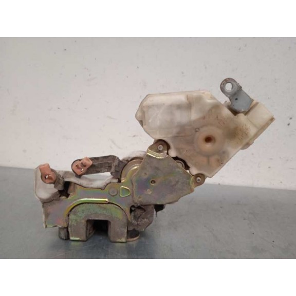 Recambio de cerradura puerta trasera izquierda para nissan almera tino (v10m) acenta referencia OEM IAM 82553BM760  2 PINS