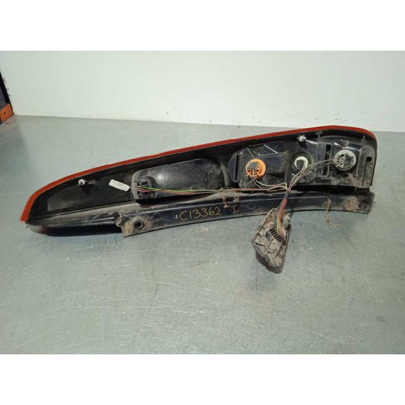 Recambio de piloto trasero izquierdo para ford fiesta (cbk) fun referencia OEM IAM 6S6113405AG 2ª 