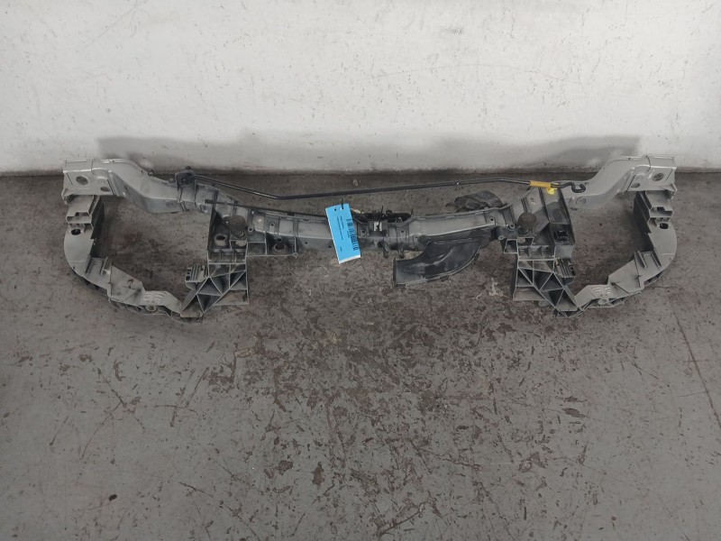 Recambio de panel frontal para ford focus lim. (cb8) trend referencia OEM IAM 1926039  