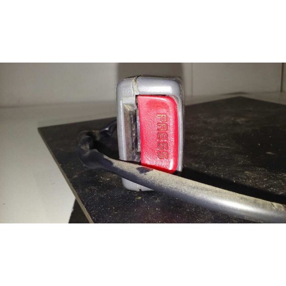 Recambio de enganche cinturon para hyundai accent (lc) gl 4p referencia OEM IAM   DELANTERO IZQUIERDO