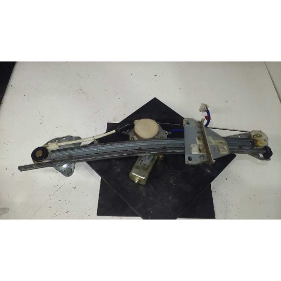 Recambio de elevalunas delantero derecho para mazda 626 berlina (ge) 2.5 v6 referencia OEM IAM   2 PINS