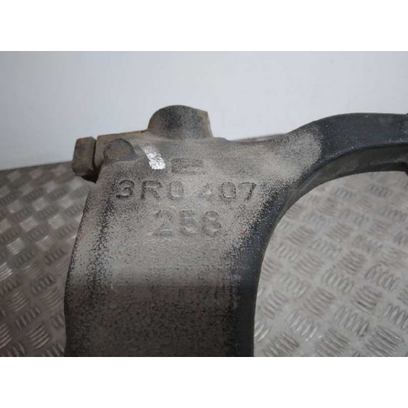 Recambio de mangueta delantera derecha para seat exeo st (3r5)(2009>) reference referencia OEM IAM 3R0407258  