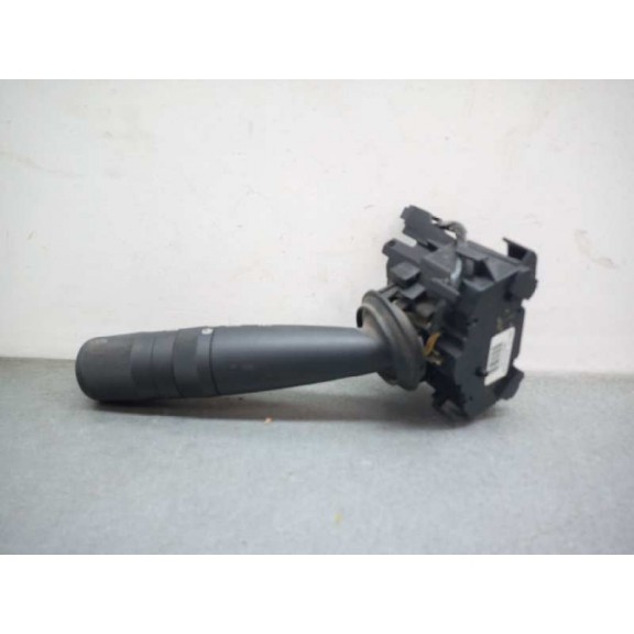 Recambio de mando limpia para jeep commander 3.0 v6 crd limited referencia OEM IAM 43165A  