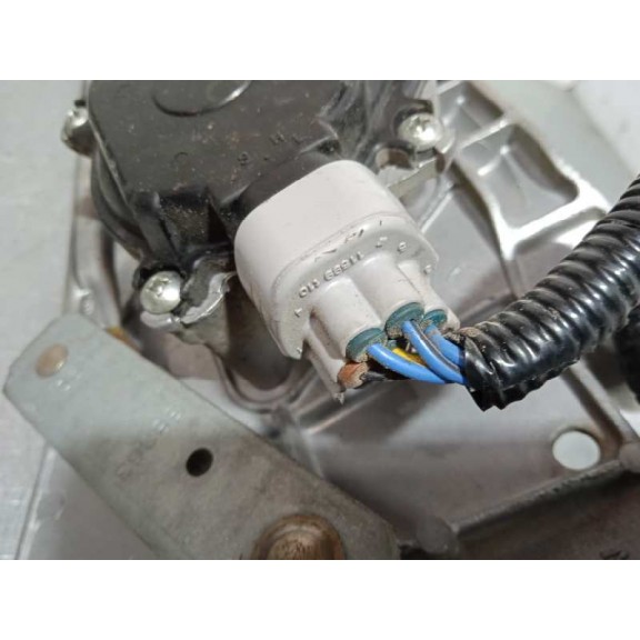 Recambio de motor limpia delantero para nissan x-trail (t30) comfort referencia OEM IAM WT6-12 32228 5 PINS