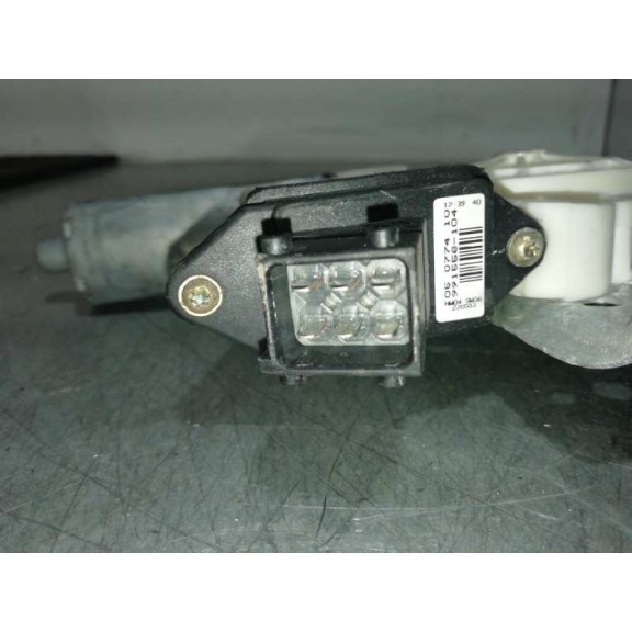 Recambio de elevalunas delantero derecho para toyota corolla (e12) 2.0 d-4d sol berlina referencia OEM IAM 0130822032 6 PIN 5PTA